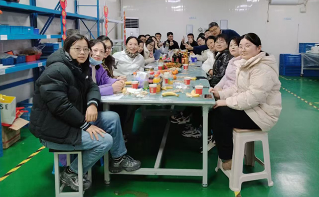 浓情百家宴，暖心迎新春 — 苏州晨曦生物举办新春年会活动