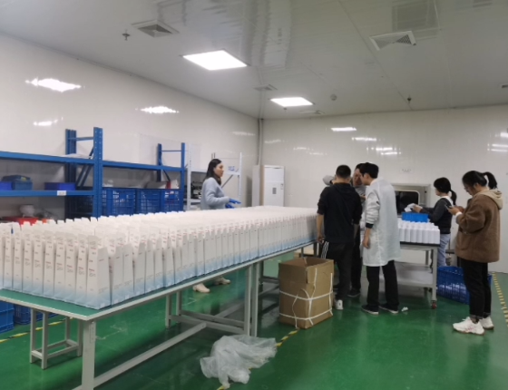 洁净的生产车间